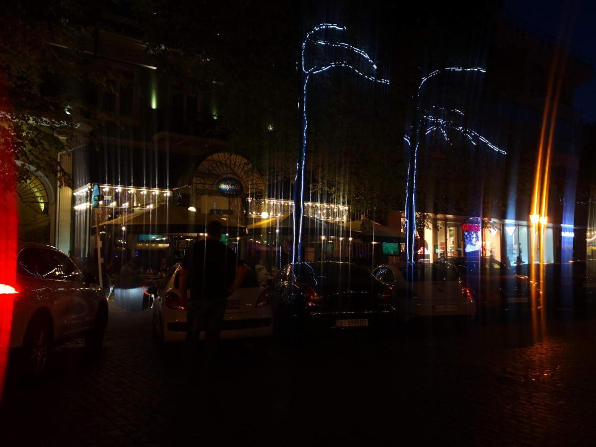 Затишні Апартаменти, Вулиця Дерибасівська, 13 Oděsa Exteriér fotografie