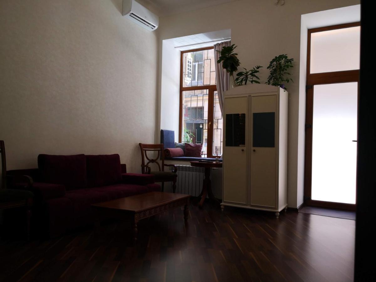 Затишні Апартаменти, Вулиця Дерибасівська, 13 Oděsa Exteriér fotografie